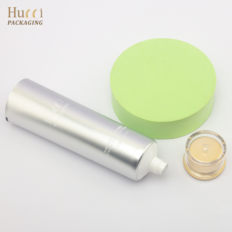 100ml face moisturizer tube}