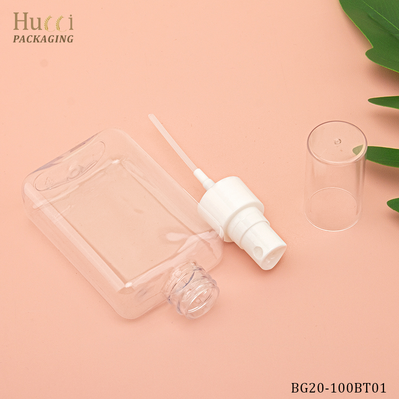 Cosmetic plastic bottle}